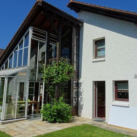 Wohlfuehlhaus Immenstaad Bed & Breakfast อิมเมนชตาด อัม โบเดนเซ ภายนอก รูปภาพ